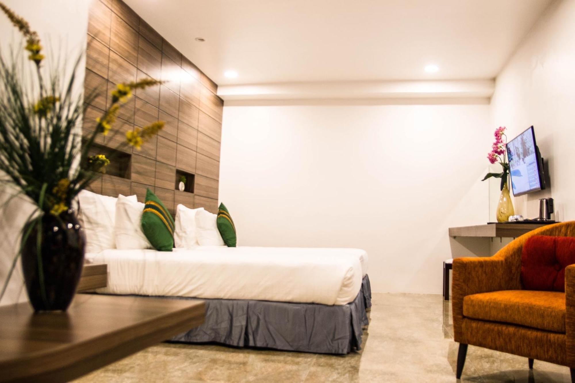 Family Boutique Hotel Vientiane Esterno foto